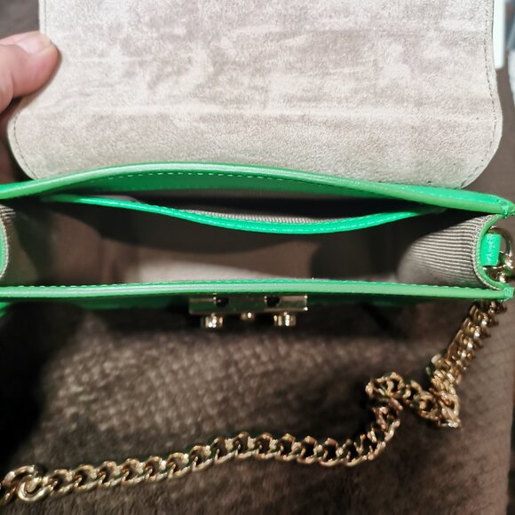 Pelle Green/Gold Crossbody EUC #239 - Picture 5 of 11